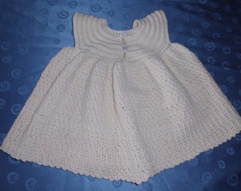 Baby dress in cream