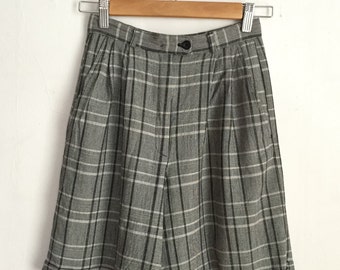 Vintage Plaid Bermuda Shorts, Vintage Shorts