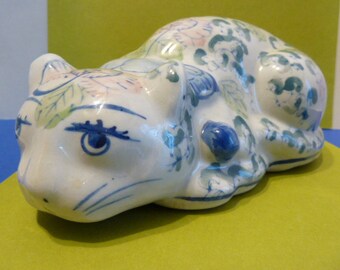 Cat Figurine Ready to Pounce, Ceramic Pottery, Unmarked