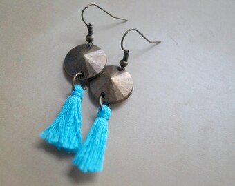 Bronze earrings with tassel