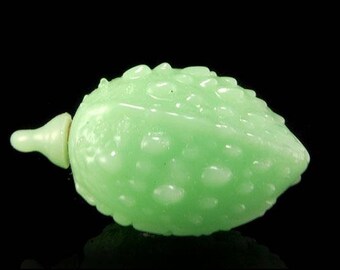 Antique Chinese Peking Glass Green Lemon Melon Snuffy Bottle