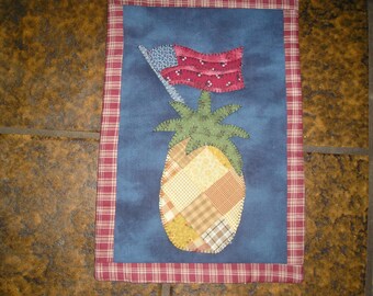 Pineapple with flag Wall Hanging