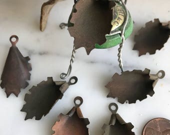 8 Rusty Crusty Old Brass Calla Lily Drops