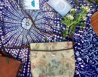 Vintage Floral Crossbody purse