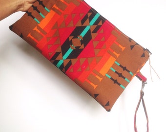 Boho Clutch Purse- Wristlet - Zipper Clutch- Aztec Print - Modern Clutch