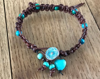 Eartly Wisdom Green Turqois Vintage Leather macrame bracelet