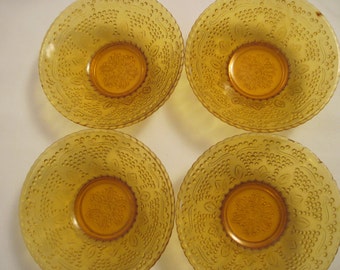 4 Heritage Amber Berry Bowls - Item #1113
