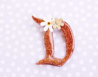 Disney D Brooch - Alice in Wonderland Dinah Disney D Brooch