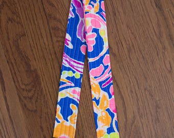 CAMERA STRAP in Lilly Pulitzer 2017 Brilliant Blue Catch And Release