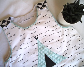 Sleeping bag, sleeping bag baby 6 / 12 months, Indian style with green teepee with water and armholes and neckline piping trim