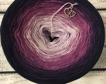 Iris Gradient Yarn Cake