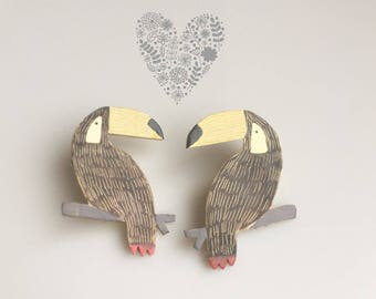 Brass studs earrings "Toucans"