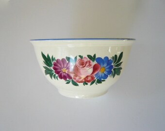 Kitchen Kraft Oven Serve Mixing Bowl by Homer Laughlin Floral Design