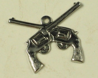 12 Antique Silver Brass Dueling Guns Pistol Charms Finding 737