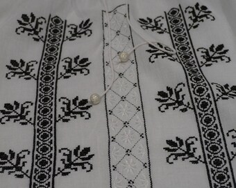 Boho Style Romanian Blouse/Combined Machine and Handmade Embroidery with Beads Applications/White Cotton Peasant Romanian Blouse