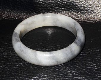 Hetian Jade Bangle Certified Nephrite Vintage 52 mm 47 Grams