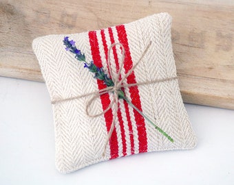 Grain Sack Lavender Sachet, French Farmhouse Decor, Vintage Drawer Sachet