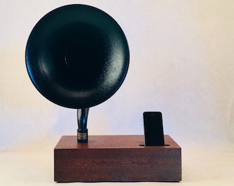 Acoustic Speaker, iPhone Speaker, Reproduction Gramophone Speaker, Wireless Speaker, iPhone Amplifier, iPhone Stand, iPhone Dock