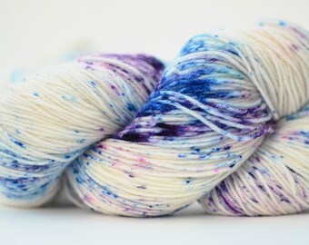 Hand dyed classic sock yarn - speckle dyed