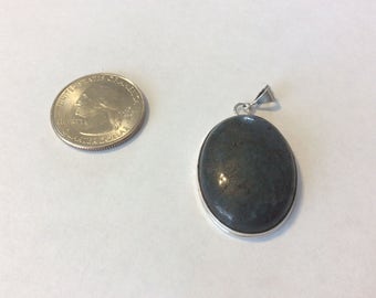 Vintage sterling silver bloodstone pendant