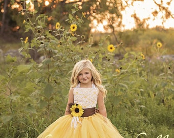 Yellow Sunflower Dress Yellow Dress Lace Dress Tulle dress Wedding Dress Birthday Dress Toddler Tutu Dress Sunflower Girls Dress