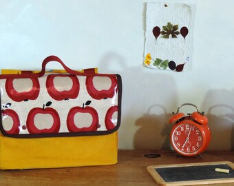 CP mustard velvet cloth satchel apples