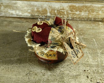 Primitive Pincushion - Primitive - Rustic - Farmhouse - Pincushion - Grundy Pincushion - Pinkeep - Needle And Thread - Home Decor - Faap