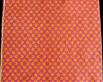 Napkin Orange stylized flowers on pink