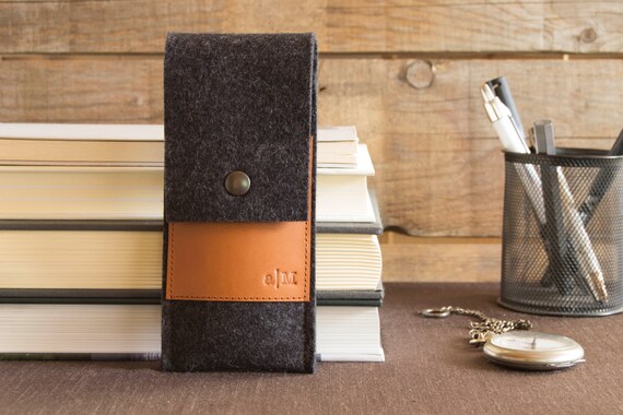 Felt and leather PEN HOLDER, sunglasses case, pencil case, charcoal and tan, wool felt, handmade, made in Italy