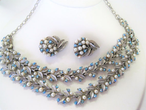 Pearl Rhinestone Necklace Set, Necklace Bracelet Earrings, Blue Rhinestones and Pearls, Wedding Parure
