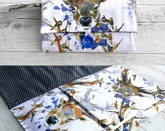 Nappy Wallet / Diaper Clutch with built-in waterproof Change Mat