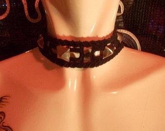 HandMADe punky chocker