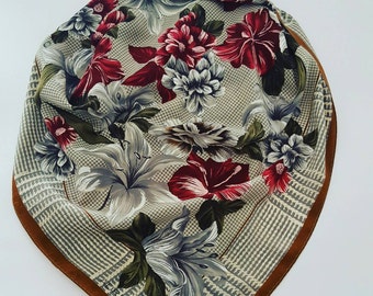 Adrienne Vittadini vintage scarf