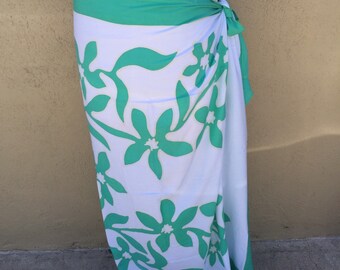 Tifaifai,Tahitian pareo, dance fabric, pareo, costume, aqua and white print, rayon, fringeless, flower