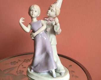 Sweet purple, pink and white Ceng Yi Conte Original 1986 lady and clown suitor fine porcelain figurine