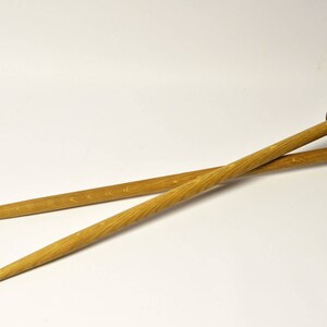 Large Knitting Needles US Size 19 15 mm 19 inches long Pair Made of Red Oak and Walnut for Super Chunky Yarn Fast Fun Knit Projects Decor