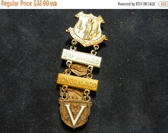 Spring Sale Vintage WW2 Treasury Department Award