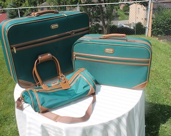Jaguar Luggage - Set of Three Green Cloth with Brown Leather Trim Suitcases - Travel Bags
