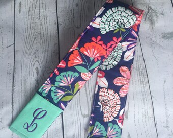 Camera strap-Padded Camera Strap Cover-Camera Strap Cover with Lens Cap Pocket-Camera Strap- Lucy floral