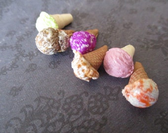 Miniature Ice Cream Cones 1:12 scale set of 6