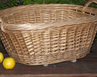 Vintage Wicker rattan 2 handle basket