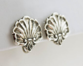 Vintage Sterling Seashell Earrings, scallop shell earrings, sterling repousse shell earrings, sterling silver seashell earrings, on sale!