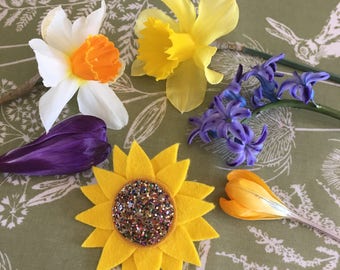 Large Sunflower Hair Clip/Pin Badge
