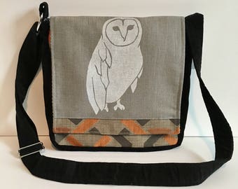 Owl Messenger Bag Gray & Black 10 x 10