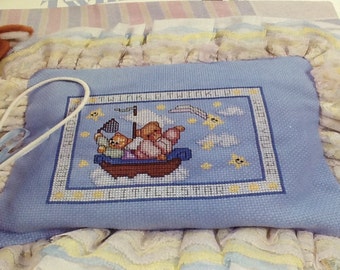 TWINKLE LITTLE STAR - Baby Pillow/Cushion - Cross Stitch Pattern Only