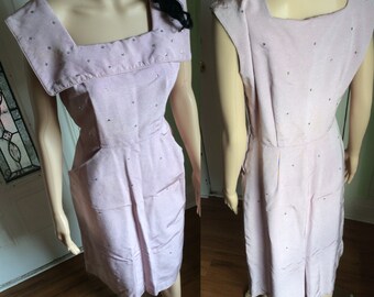 Vintage Lavender Pink 1950s Rhinestone Pinup VLV Wiggle Dress Medium