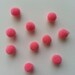 lot de 10 petits pompons de couleur saumon 8mm