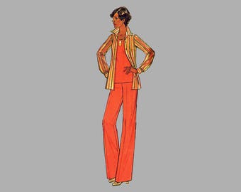 Pants/Top/Shirt pattern Simplicity 7934 Half Size pattern 14.5 - 16.5 Size C, Bust 37 to 39 inches Bell bottom pants UNCUT