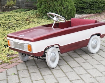Restored pedal car Moskvich Children red white play Soviet Kid Vintage Retro USSR Russian Toy rare metal boy girl tin photo prop display