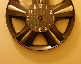 16" Hubcap clock finished with numbers